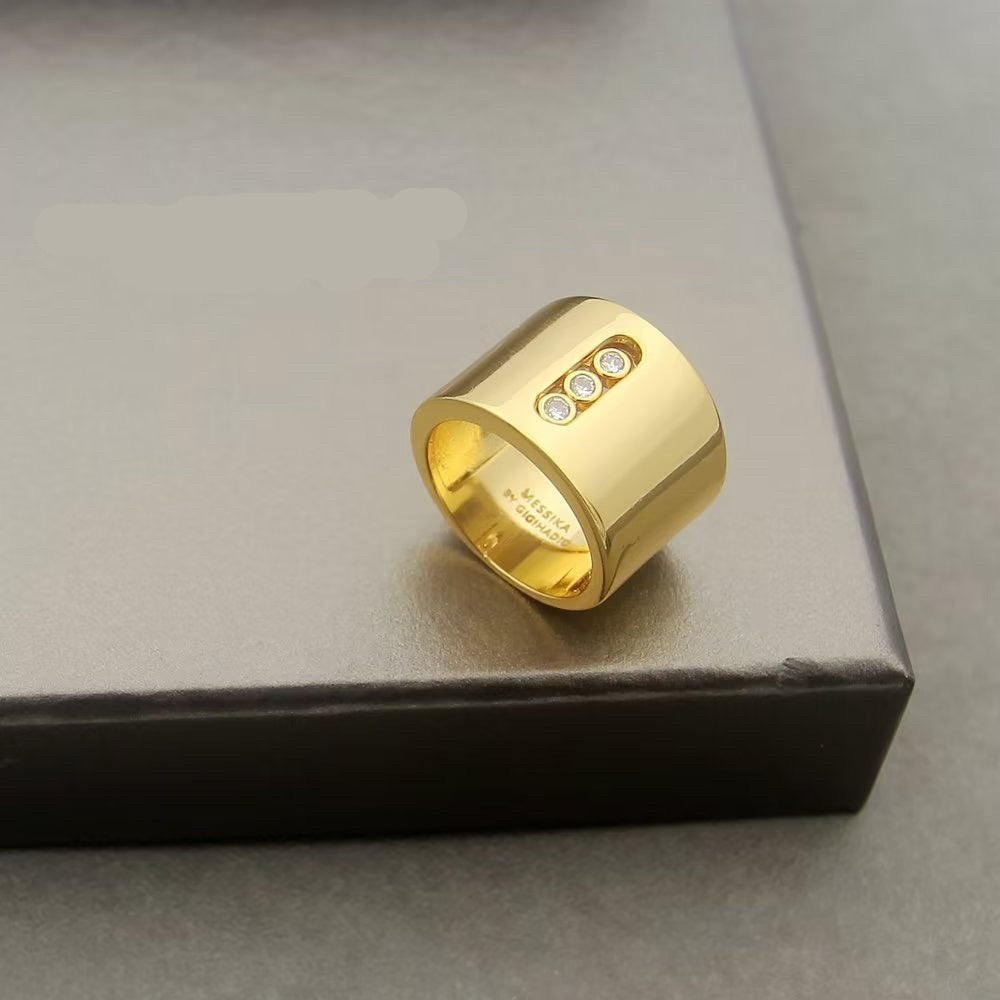 [Veyra Jewelry] Move Wide 3 Moving Diamonds Wide Band Ring