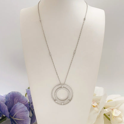 [Veyra Jewelry] Move Romane Pavé Diamond Sliding Circle Long Necklace