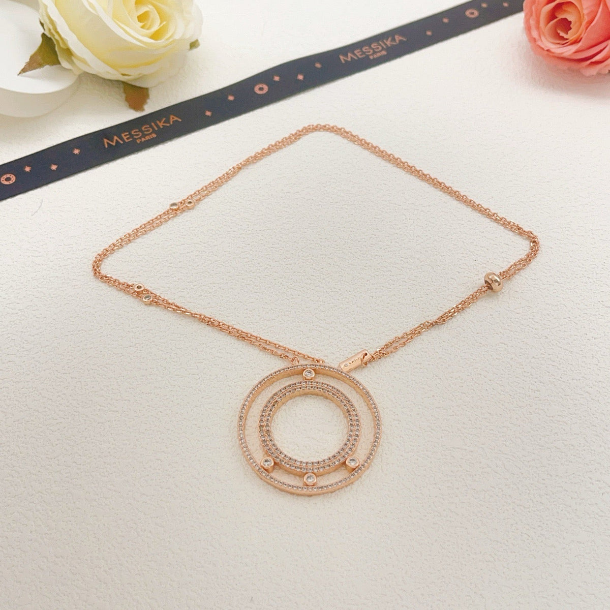 [Veyra Jewelry] Move Romane Pavé Diamond Sliding Circle Long Necklace