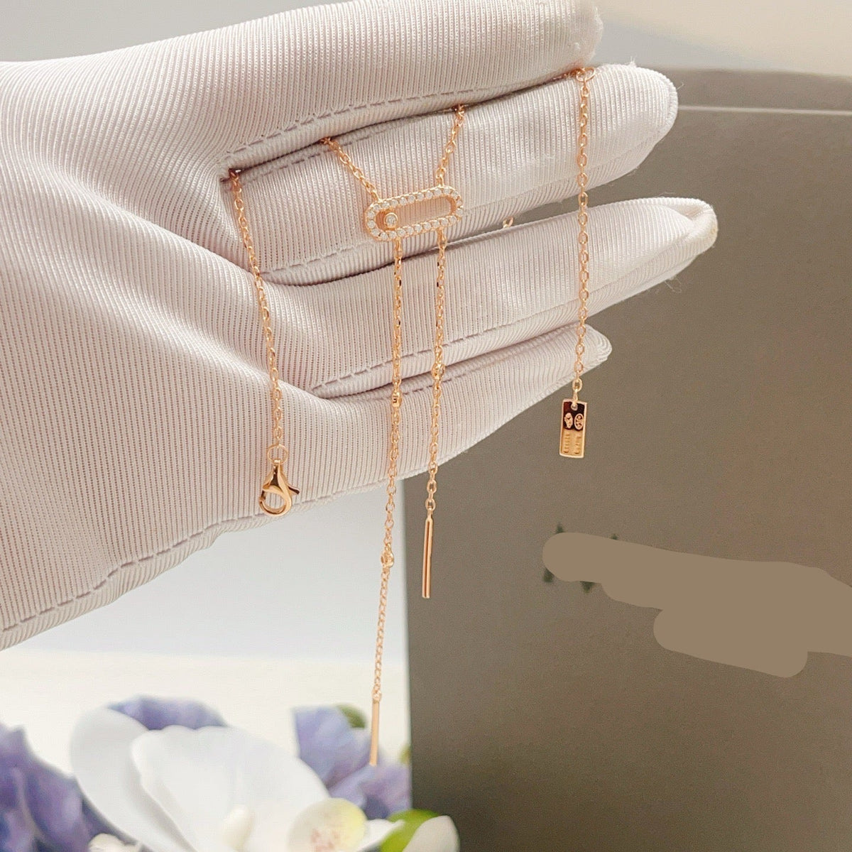 [Veyra Jewelry] Moderniste Pavé Diamond Lariat Tie Necklace