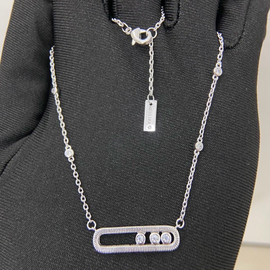 [Veyra Jewelry] Baby Move Pavé Diamond‑Set Three‑Stone Sliding Necklace