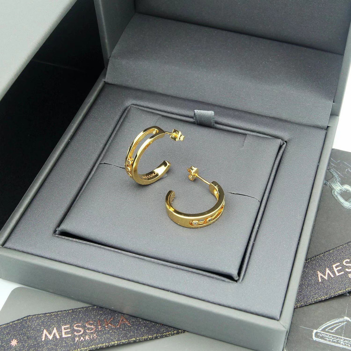[Veyra Jewelry] Move Double Hoop Earrings, 3 Movable Stones