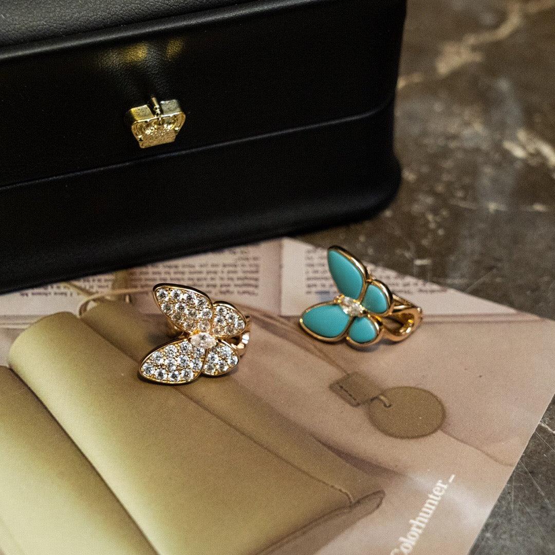 ¡®Veyra Jewelry¡¯Asymmetrical Butterfly Earclips