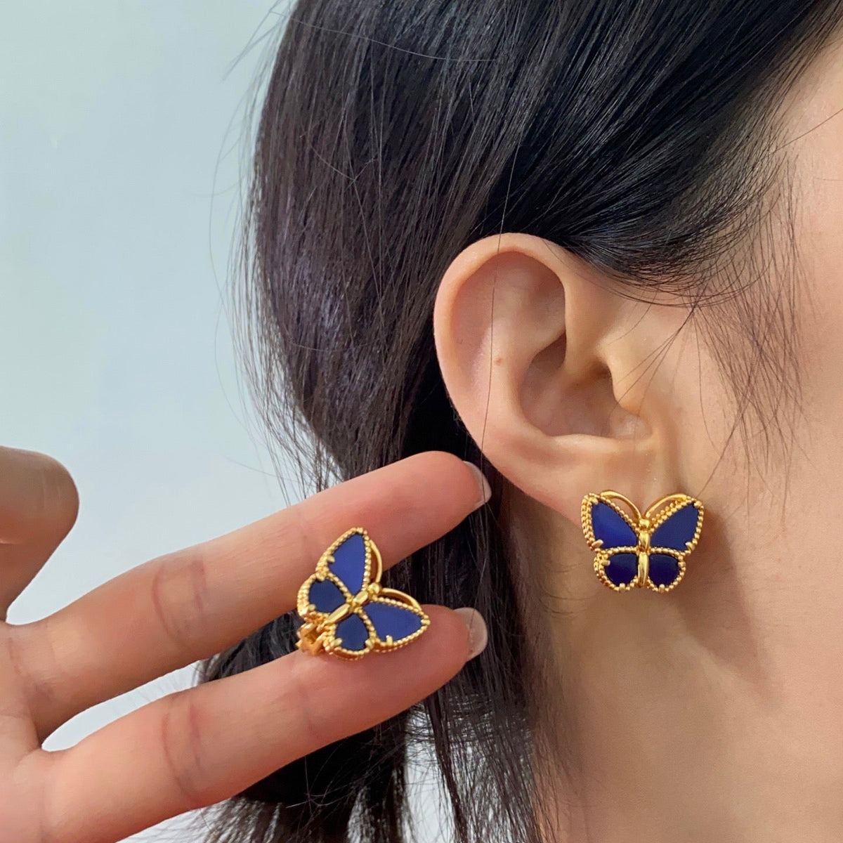 ¡®Veyra Jewelry¡¯ Sweet Alhambra Butterfly Earstuds, Blue Chalcedony