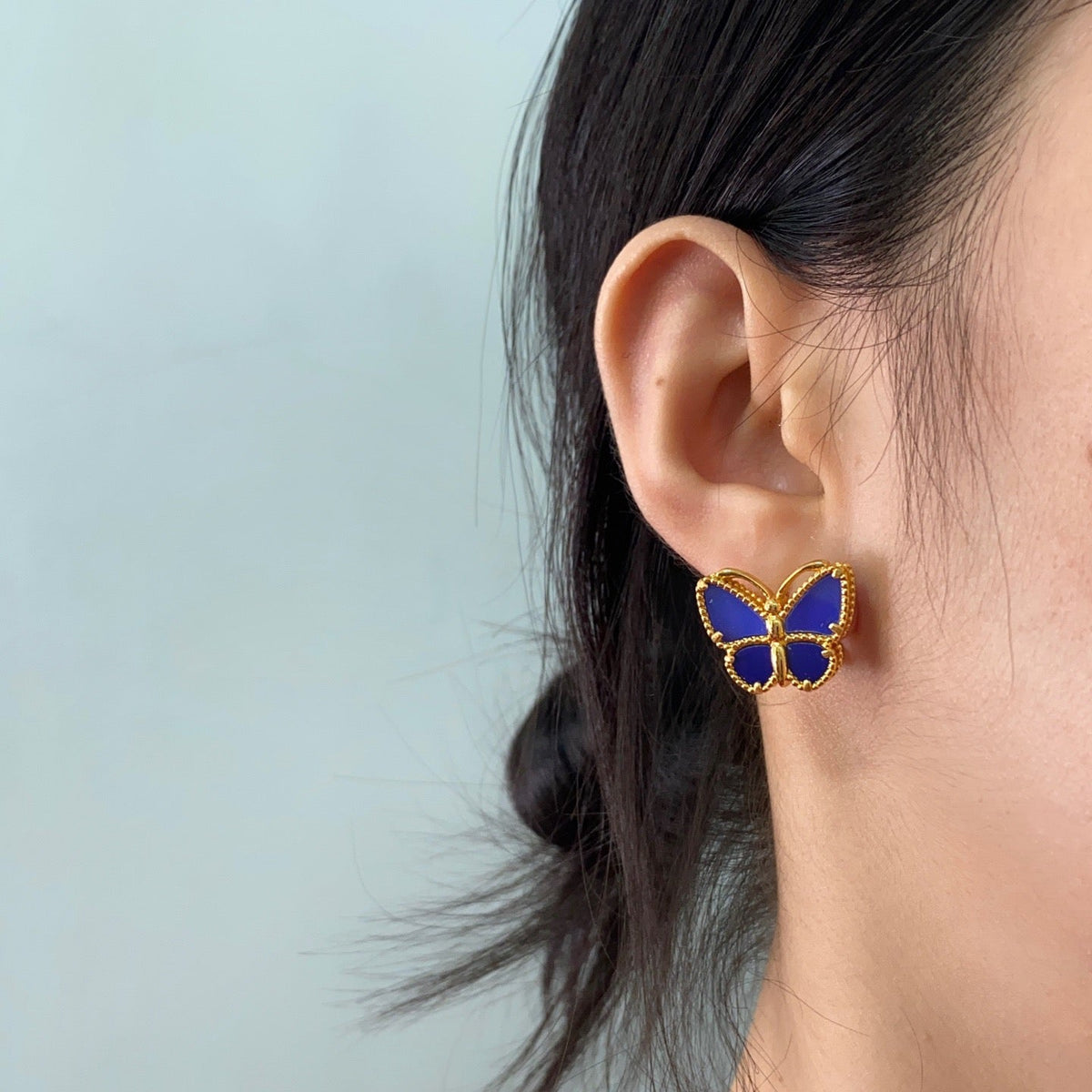 ¡®Veyra Jewelry¡¯ Sweet Alhambra Butterfly Earstuds, Blue Chalcedony