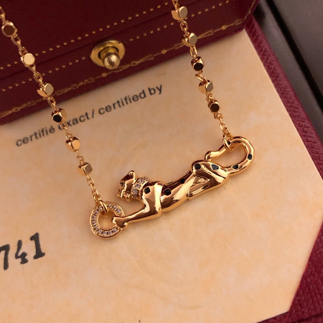 ¡®Veyra Jewelry¡¯Reclining Panther Necklace