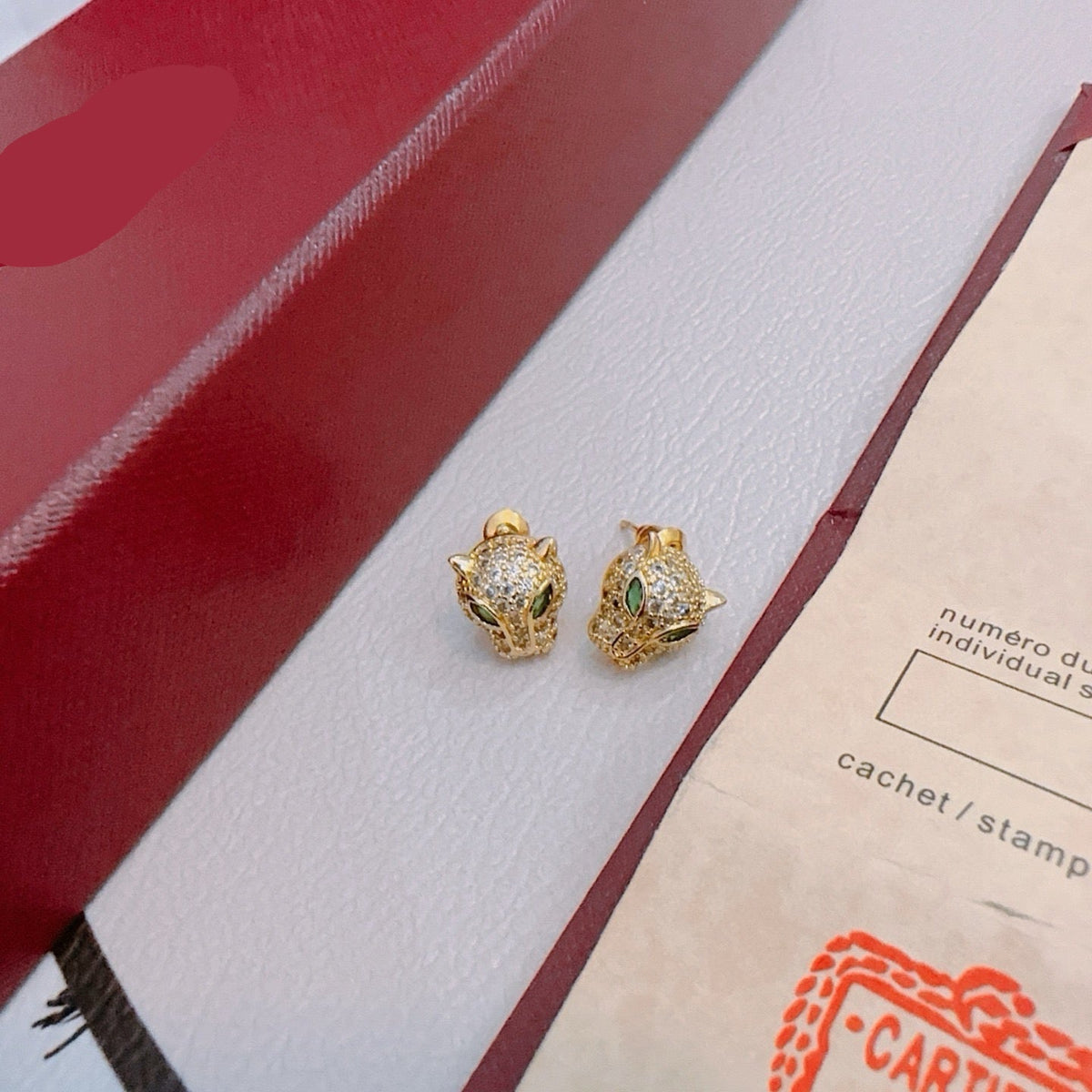 ¡®Veyra Jewelry¡¯Full‑Pavé Diamond Panther‑Head Stud Earrings（副本）