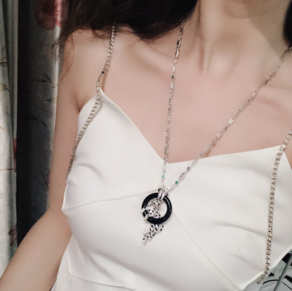 ¡®Veyra Jewelry¡¯Pave Panther Circle Pendant Necklace