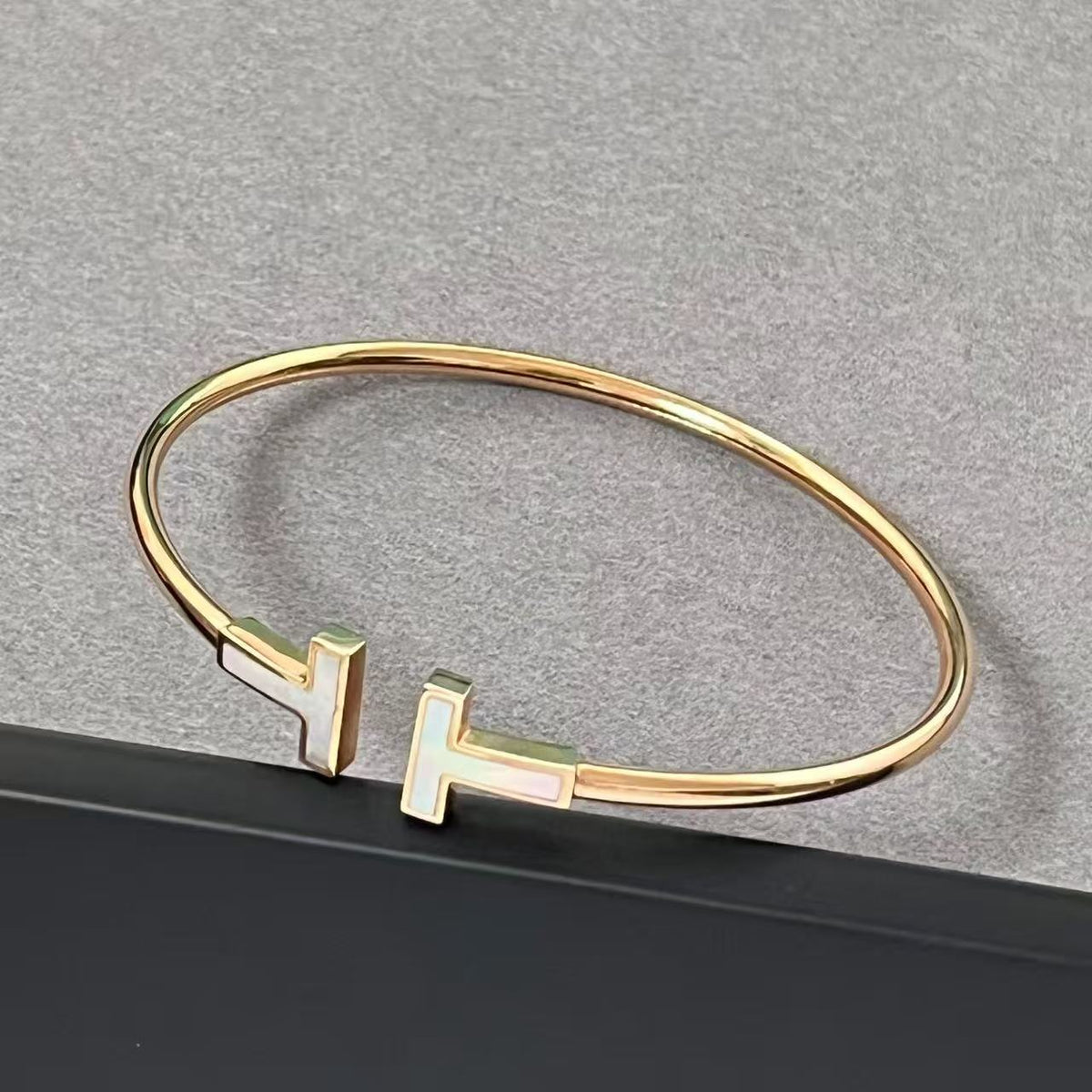 [Veyra Jewelry] T House Double T Open Bangle