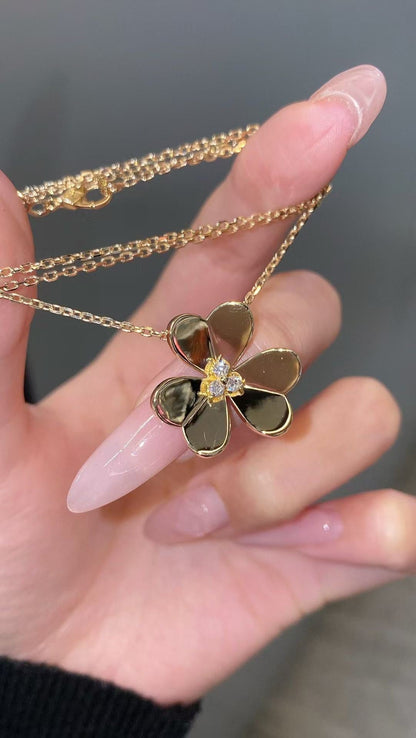 [Veyra Jewelry]FRIVOLE GOLD FLOWER NECKLACE2