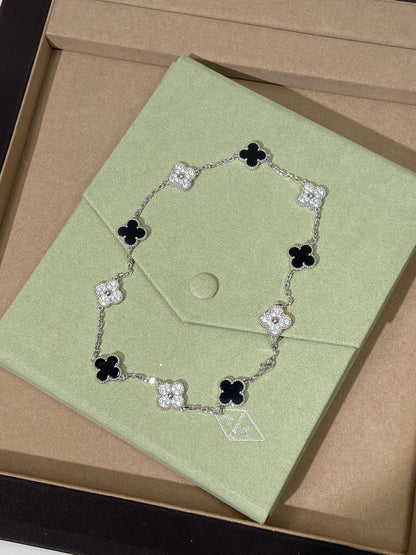 [Veyra Jewelry] Four-Leaf Clover Ten Elements Panda Diamond Silver Necklace