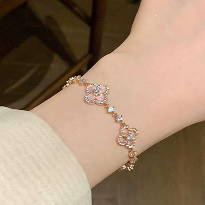 ¡®Veyra Jewelry¡¯CLOVER 5 MOTIF PINK BLUE RED WHITE BRACELET