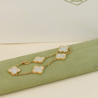[Veyra Jewelry]New CLOVER WHITE PEARL MOP 5 MOTIF BRACELET COLLECTION