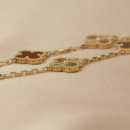 [Veyra Jewelry]New  CLOVER 5 MOTIF RED CORNELIAN BRACELET COLLECTION