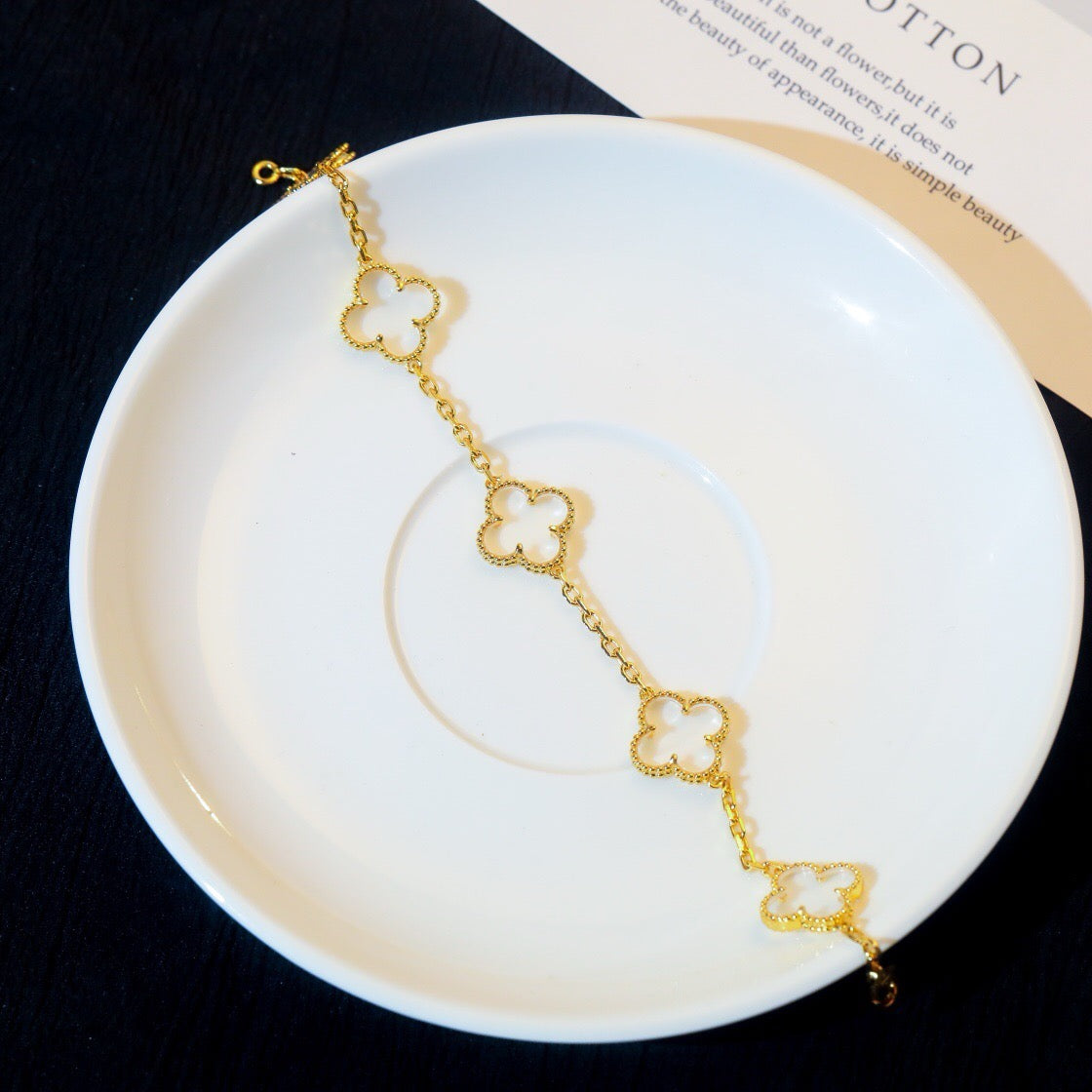 [Veyra Jewelry]New CLOVER 5 MOTIF ROCK CRYSTAL BRACELET