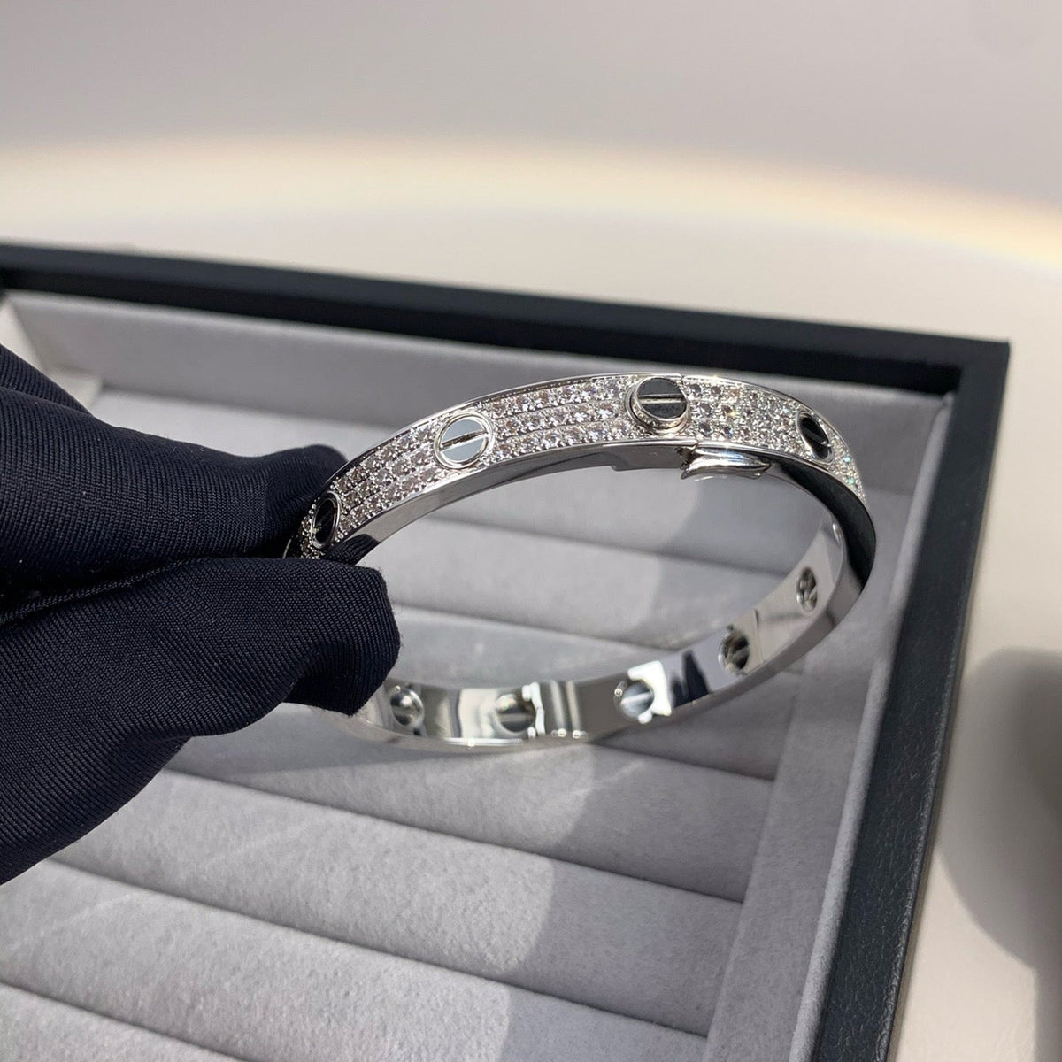 ¡®Veyra Jewelry¡¯LOVE BRACELET 6.1MM DIAMOND-PAVED CERAMIC