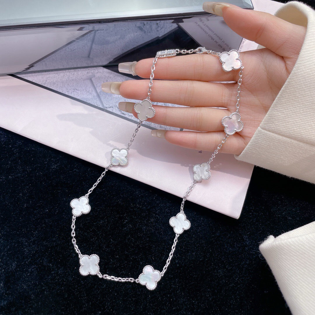 ¡®Veyra Jewelry¡¯CLOVER 10 MOTIFS WHITE MOTHER OF PEARL NECKLACE