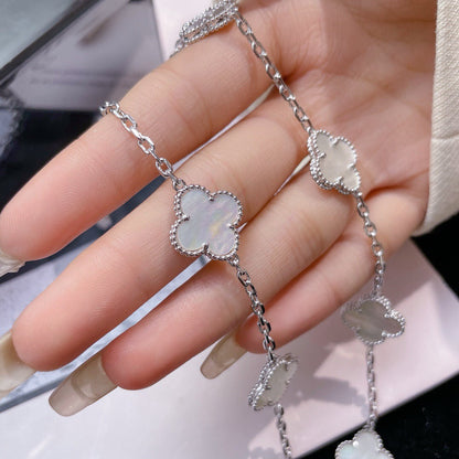 ¡®Veyra Jewelry¡¯CLOVER 10 MOTIFS WHITE MOTHER OF PEARL NECKLACE