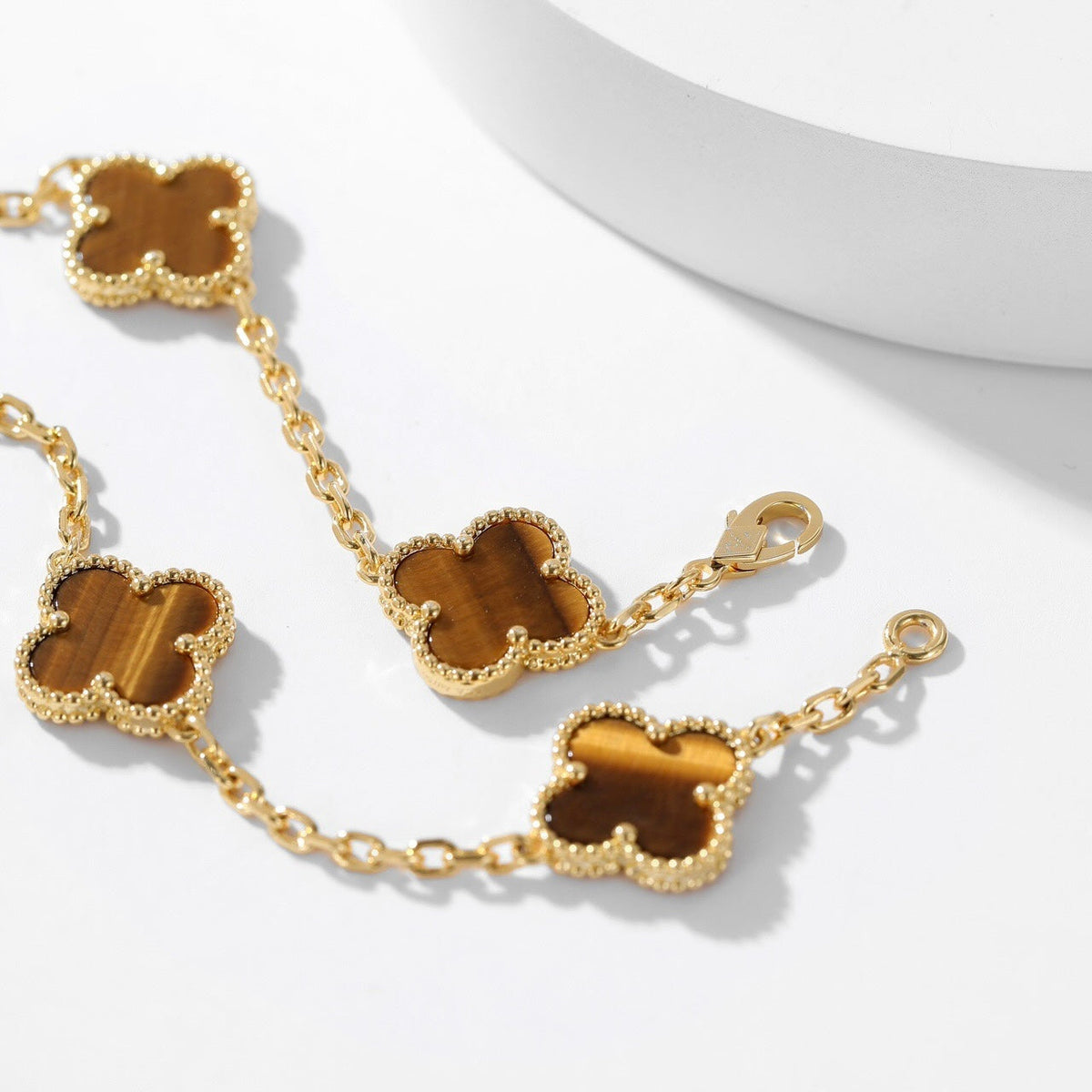 ¡®Veyra Jewelry¡¯CLOVER 10 MOTIFS TIGER EYE NECKLACE