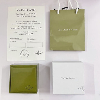 ¡®Veyra Jewelry¡¯VA CLOVER BRACELET NECKLACE RING BOX GIFT BAG