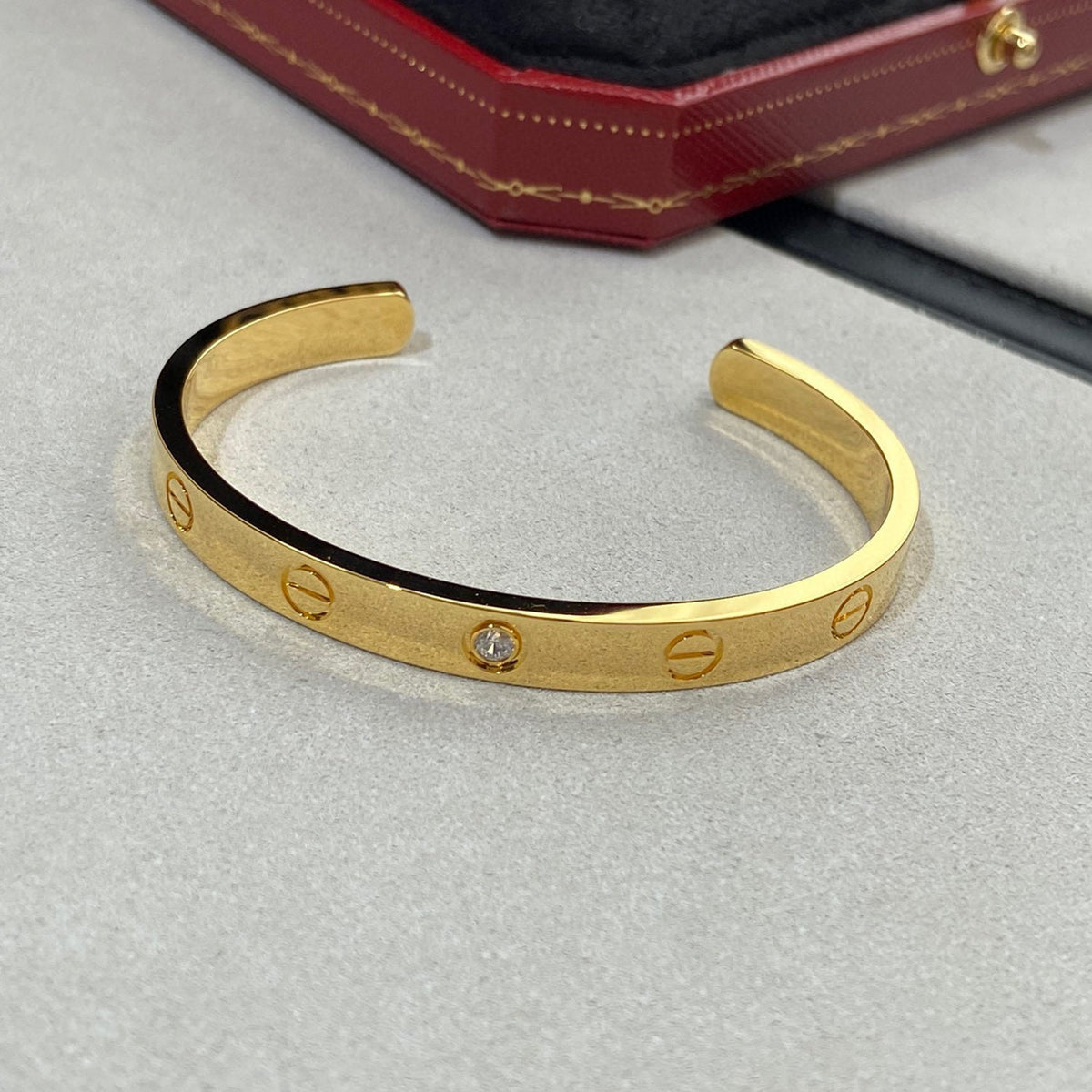 ¡®Veyra Jewelry¡¯LOVE BRACELET 6.1MM 1 DIAMOND OPEN CUFF
