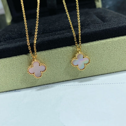 ¡®Veyra Jewelry¡¯CLOVER 15MM PINK MOTHER-OF-PEARL SINGLE FLOWER NECKLACE