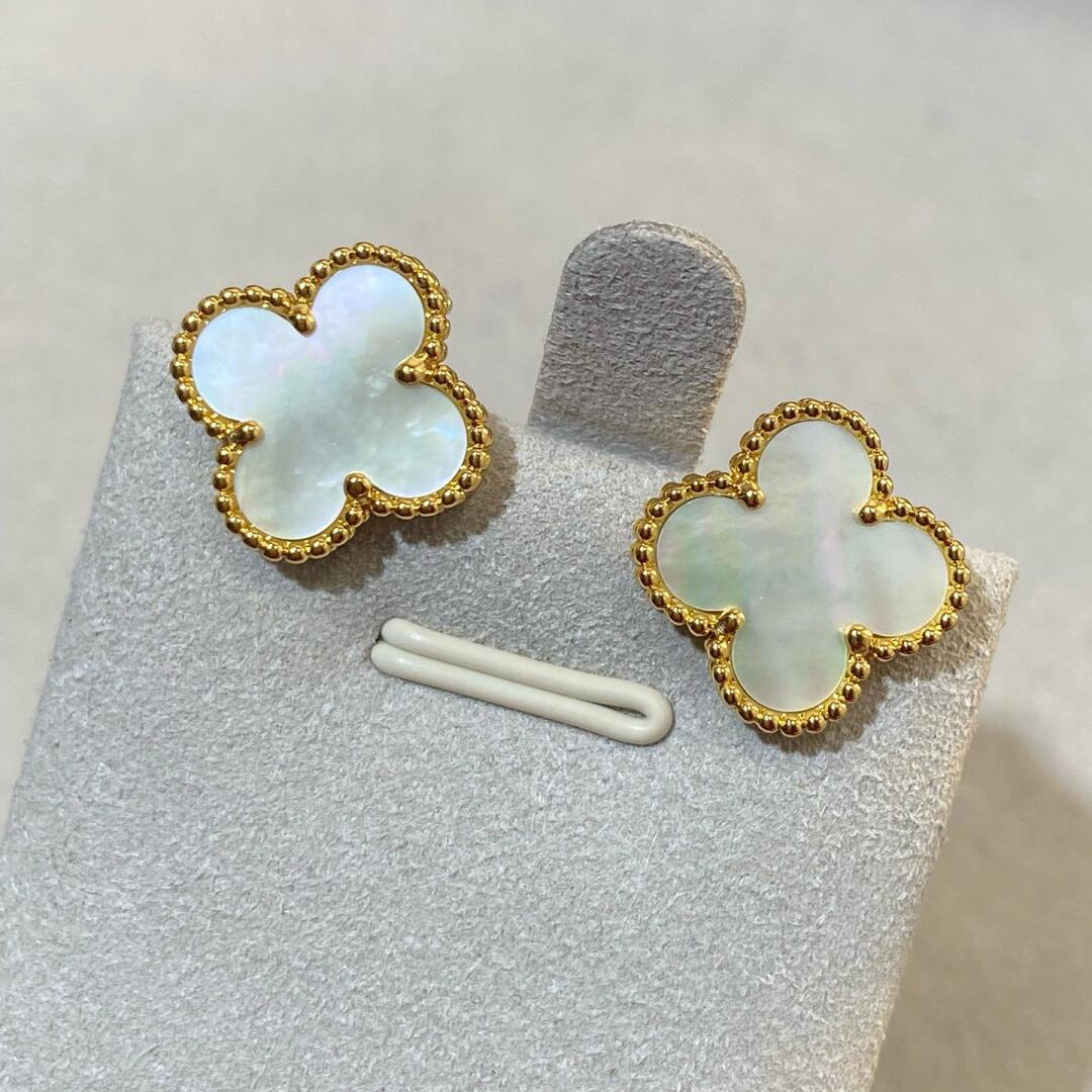 [Veyra Jewelry] CLOVER LARGE (20mm) 1 MOTIFS WHITE MOP STUD EARRINGS