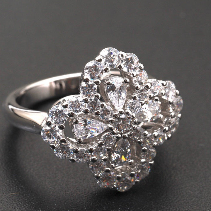 ¡®Veyra Jewelry¡¯LOOP RING FULL MOTIF DIAMOND 16MM SILVE