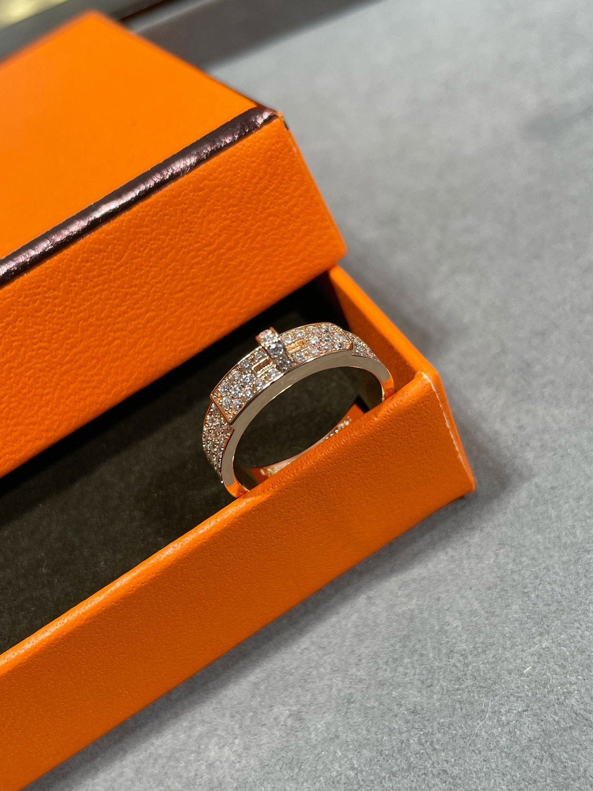 ¡®Veyra Jewelry¡¯KELLY PINK GOLD DIAMOND RING