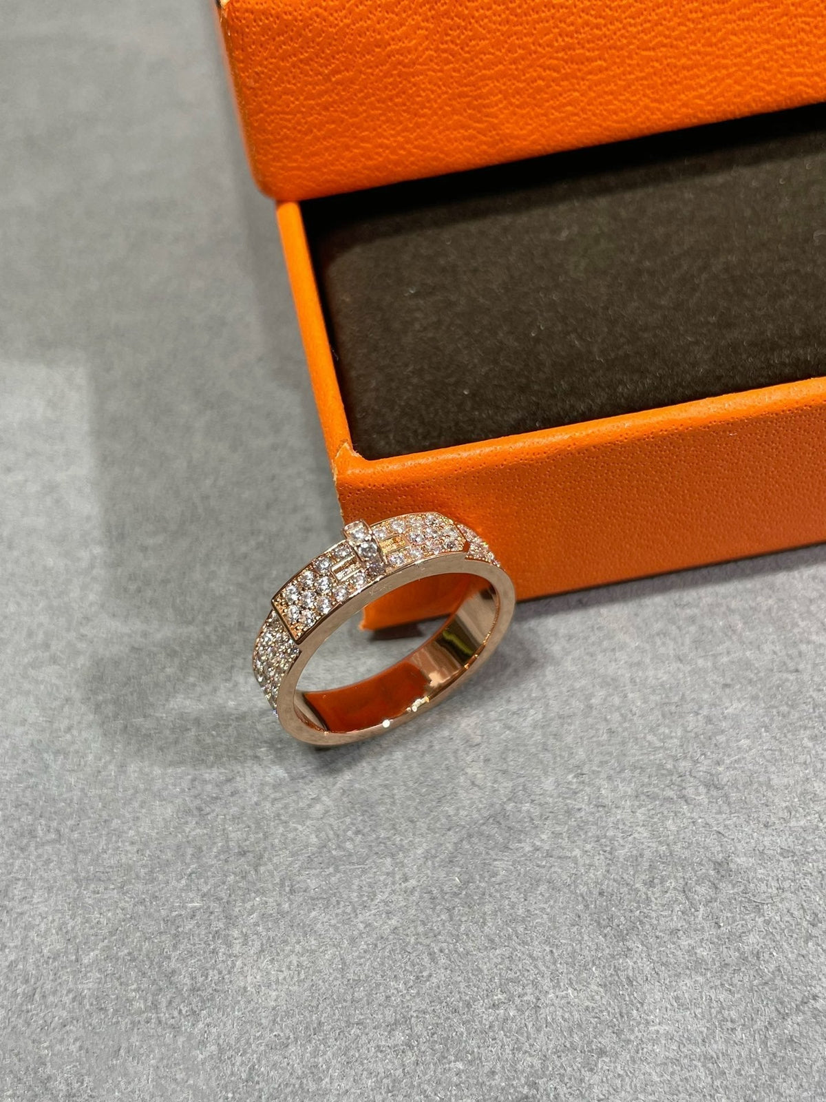 ¡®Veyra Jewelry¡¯KELLY PINK GOLD DIAMOND RING