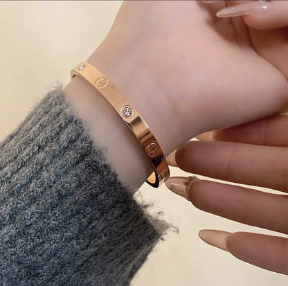 [Veyra Jewelry]2026 RAINBOW LOVE BRACELET 6.1MM  10 DIAMONDS