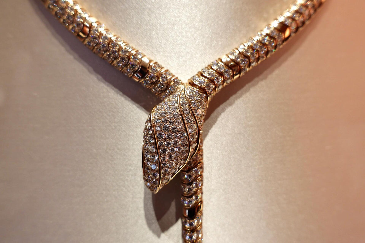 [✨Veyra Jewelry✨]HAUTE COUTURE GOLD SERPENTI NECKLACE