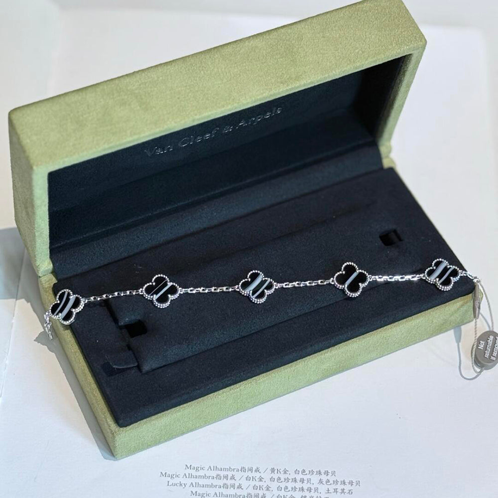 ¡®Veyra Jewelry¡¯CLOVER 5 MOTIF VEINED ONYX BRACELET SILVER
