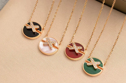 ¡®Veyra Jewelry¡¯JEUX DE ROSE GOLD DIAMOND NECKLACE