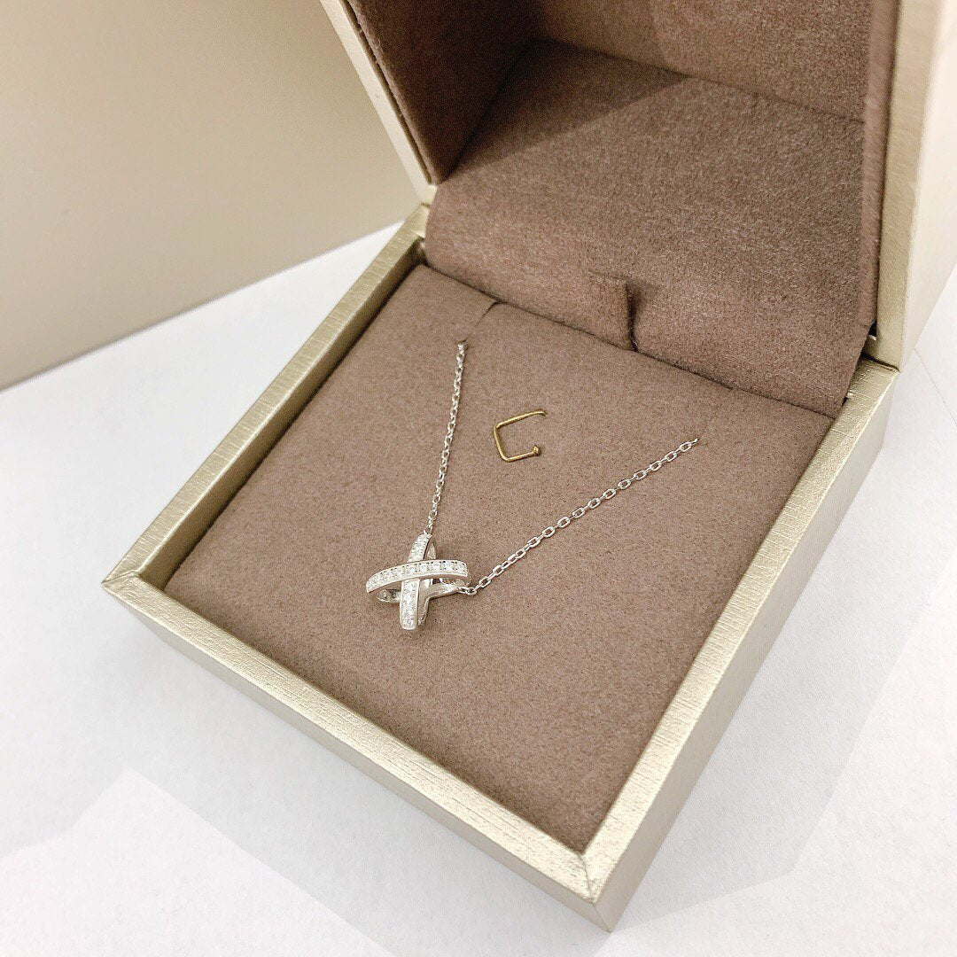 ¡®Veyra Jewelry¡¯JEUX DE DIAMOND NECKLACE