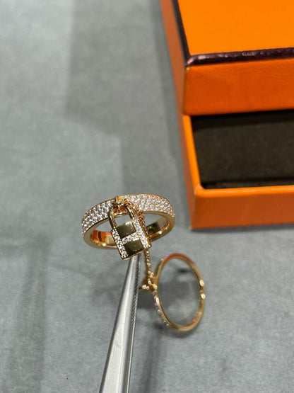 ¡®Veyra Jewelry¡¯HM KELLY CLOCHETTE DOUBLE RING IN  WITH DIAMONDS