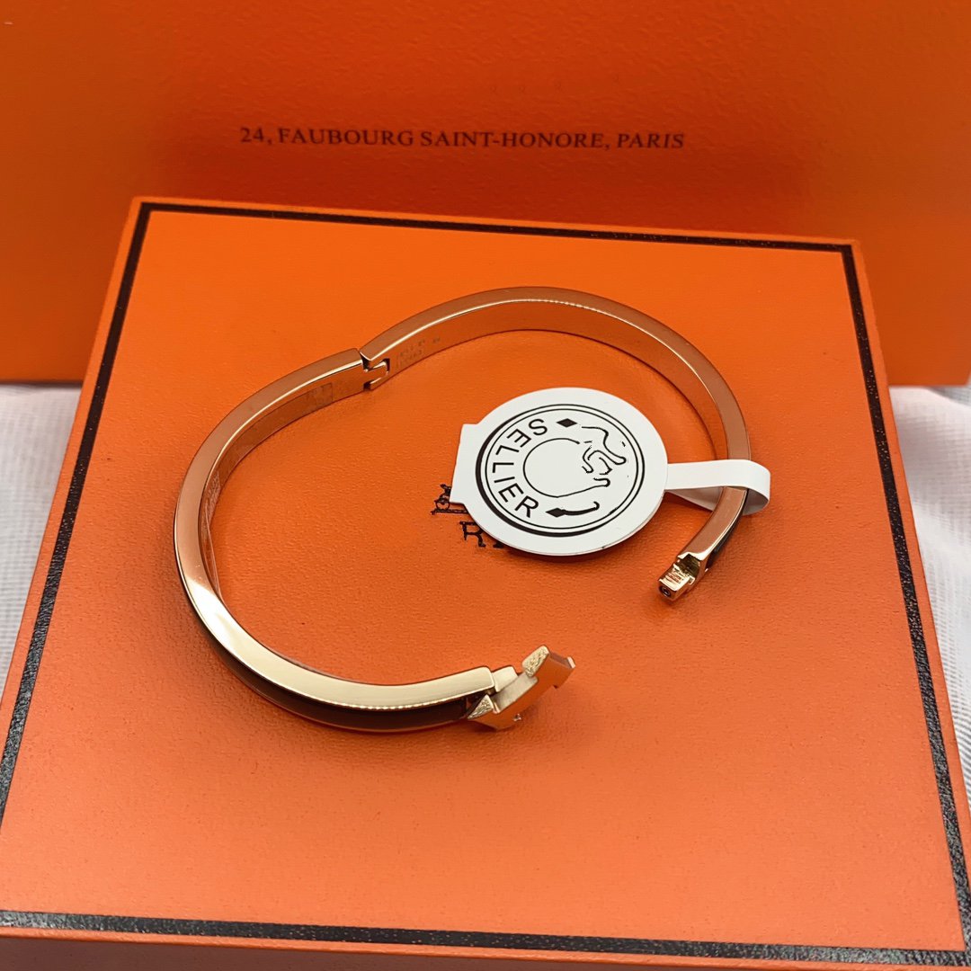 ¡®Veyra Jewelry¡¯CLASSIC HM CLIC BLACK 8MM ENAMEL BRACELET