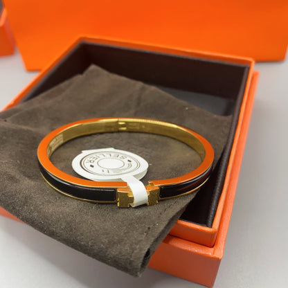 ¡®Veyra Jewelry¡¯CLASSIC HM CLIC BLACK 8MM ENAMEL BRACELET