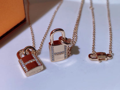 ¡®Veyra Jewelry¡¯HM ADVANCED NICHE LOCK HEAD NECKLACE DIAMONDS