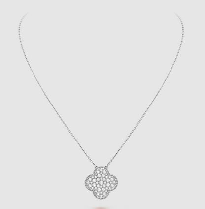 ¡®Veyra Jewelry¡¯CLOVER 25MM LARGE PENDANT DIAMOND PAVED SILVER NECKLACE
