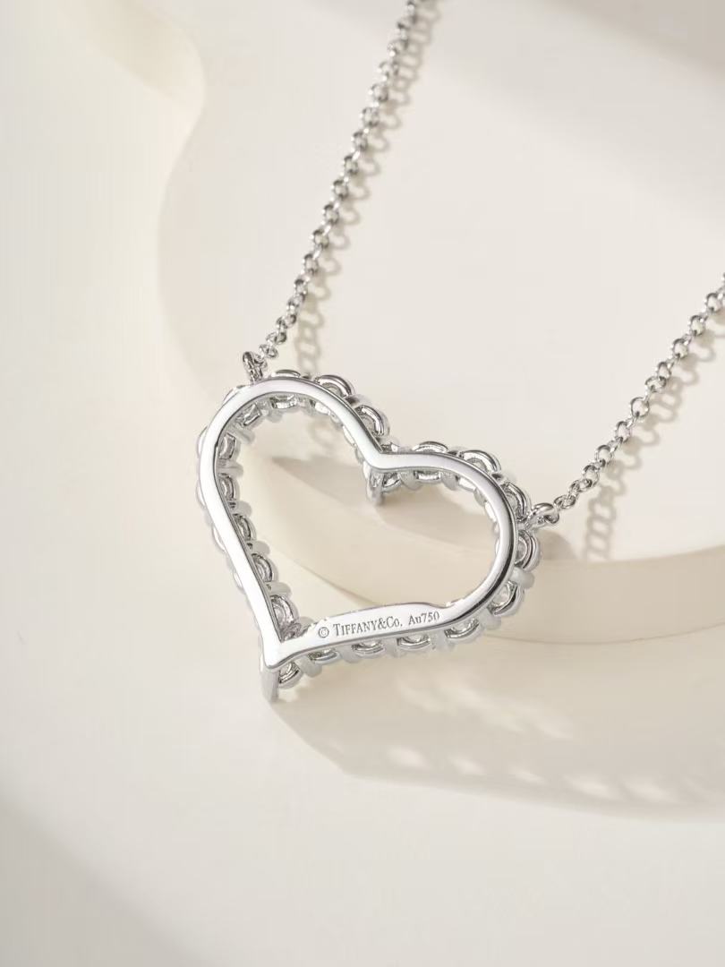 [Veyra Jewelry]T Family Heart Necklace