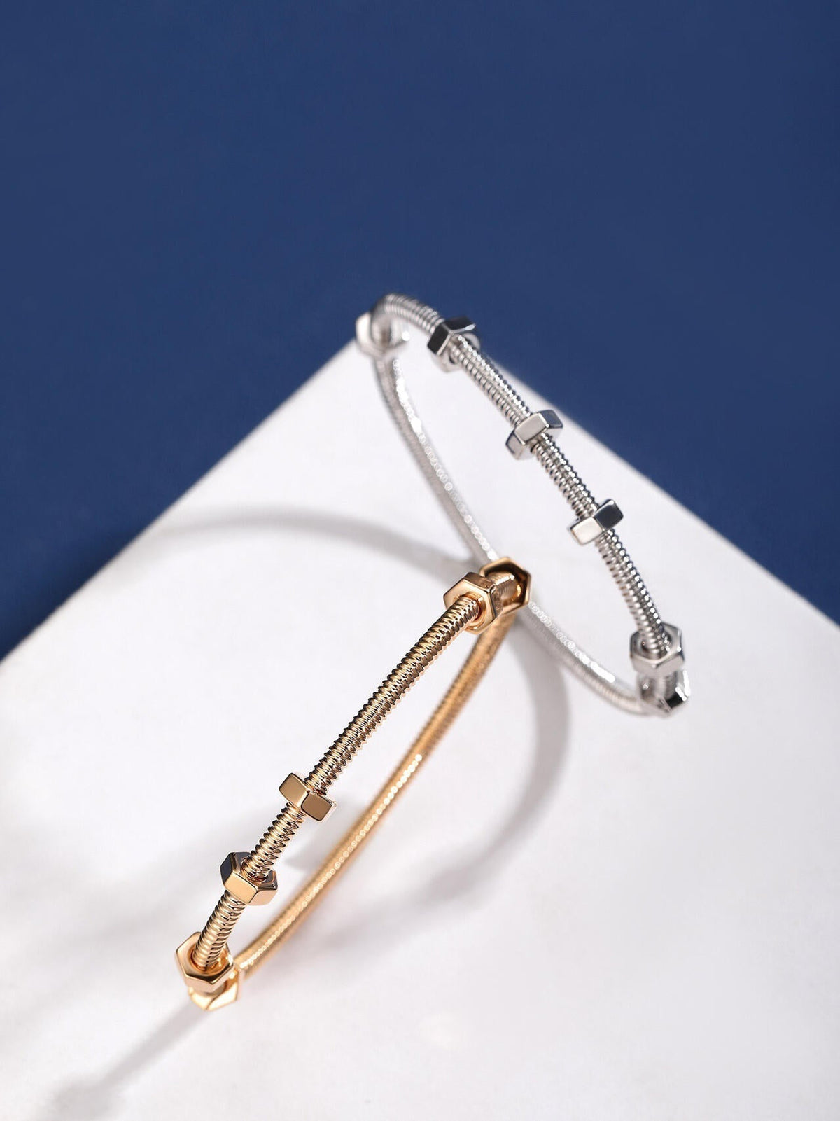 [¡®Veyra Jewelry¡¯]CT THREADED BRACELET