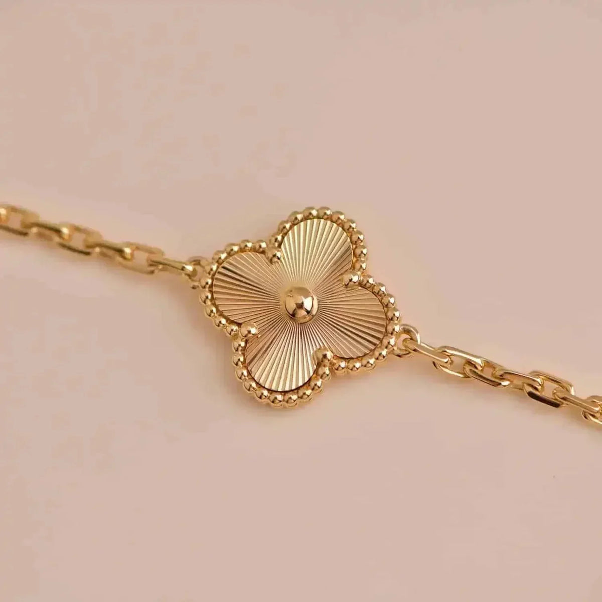 [Veyra Jewelry]New  CLOVER 5 MOTIF LASER BRACELET COLLECTION