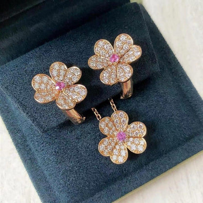 ¡®Veyra Jewelry¡¯FRIVOLE ROSE GOLD FLOWER DIAMOND NECKLACE