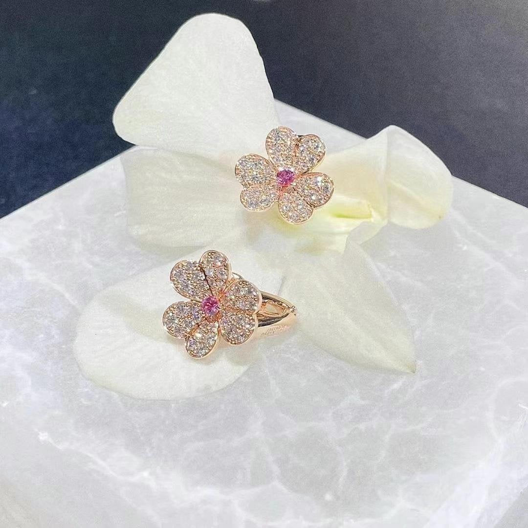 ¡®Veyra Jewelry¡¯FRIVOLE PINK GOLD FLOWER DIAMOND EARRINGS