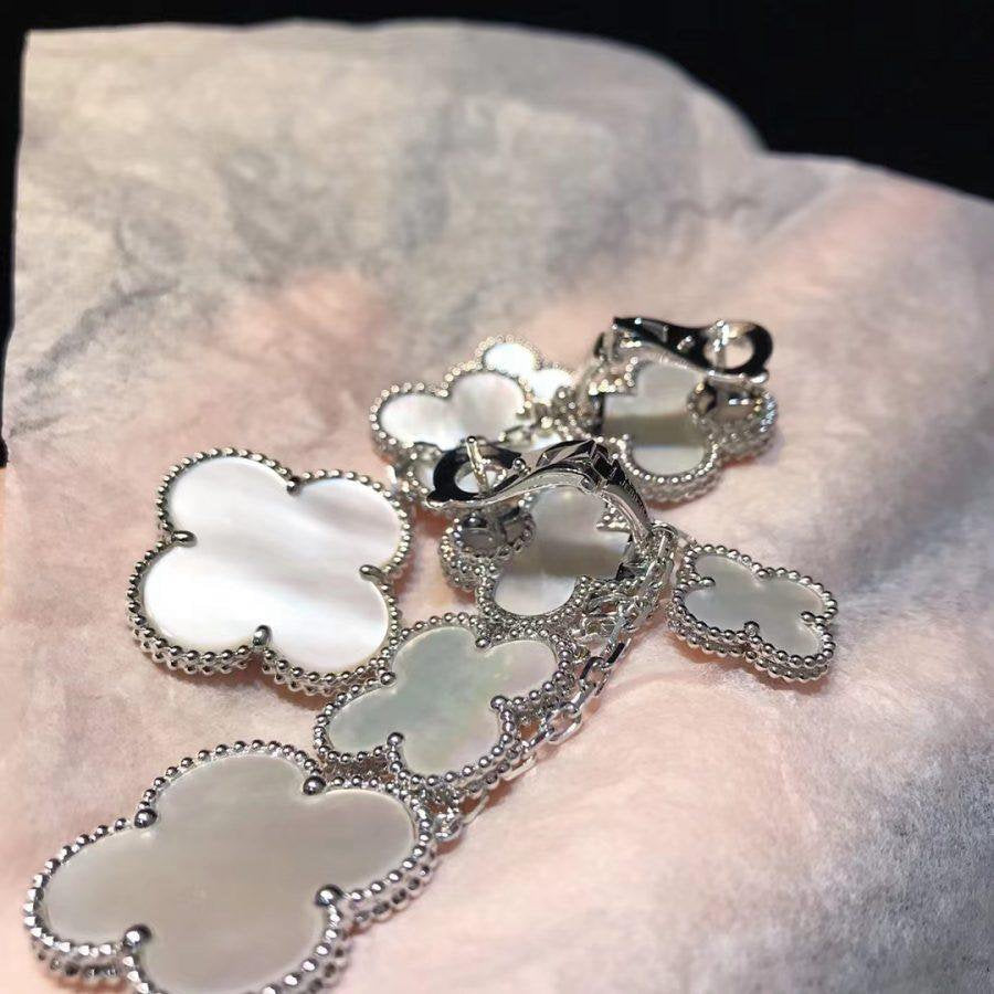 ¡®Veyra Jewelry¡¯CLOVER EARRINGS WHITE MOP 4 MOTIFS SILVER