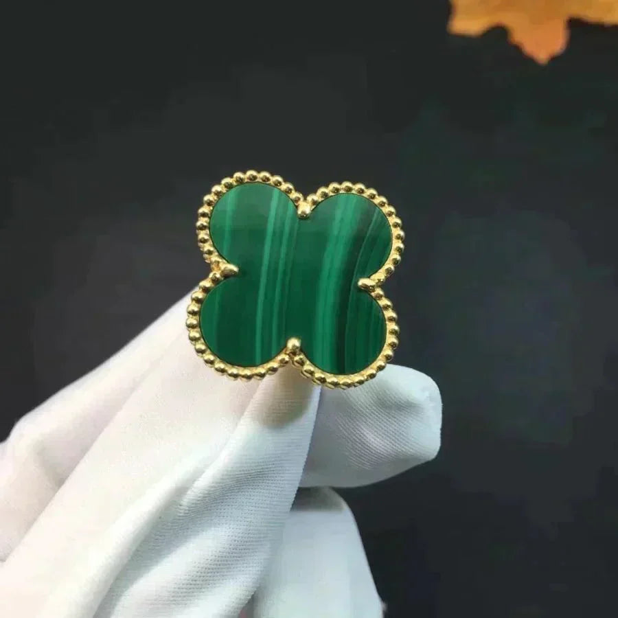 ¡®Veyra Jewelry¡¯CLOVER MALACHITE RING