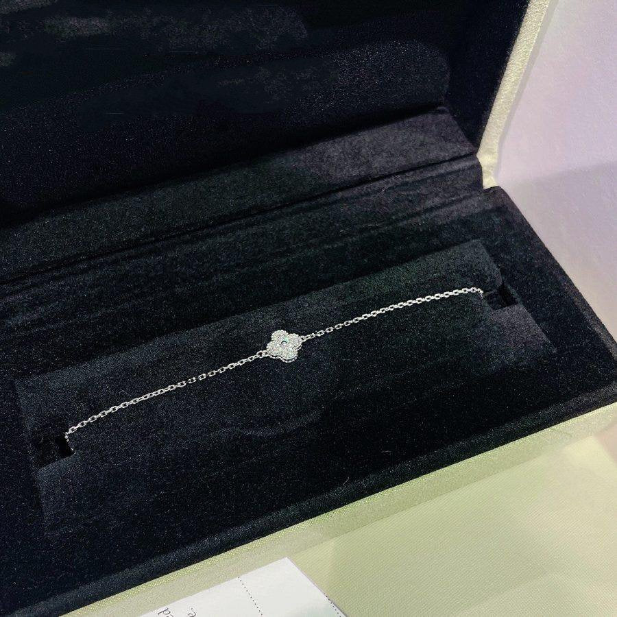 ¡®Veyra Jewelry¡¯CLOVER  SINGLE FLOWER BRACELET SILVER