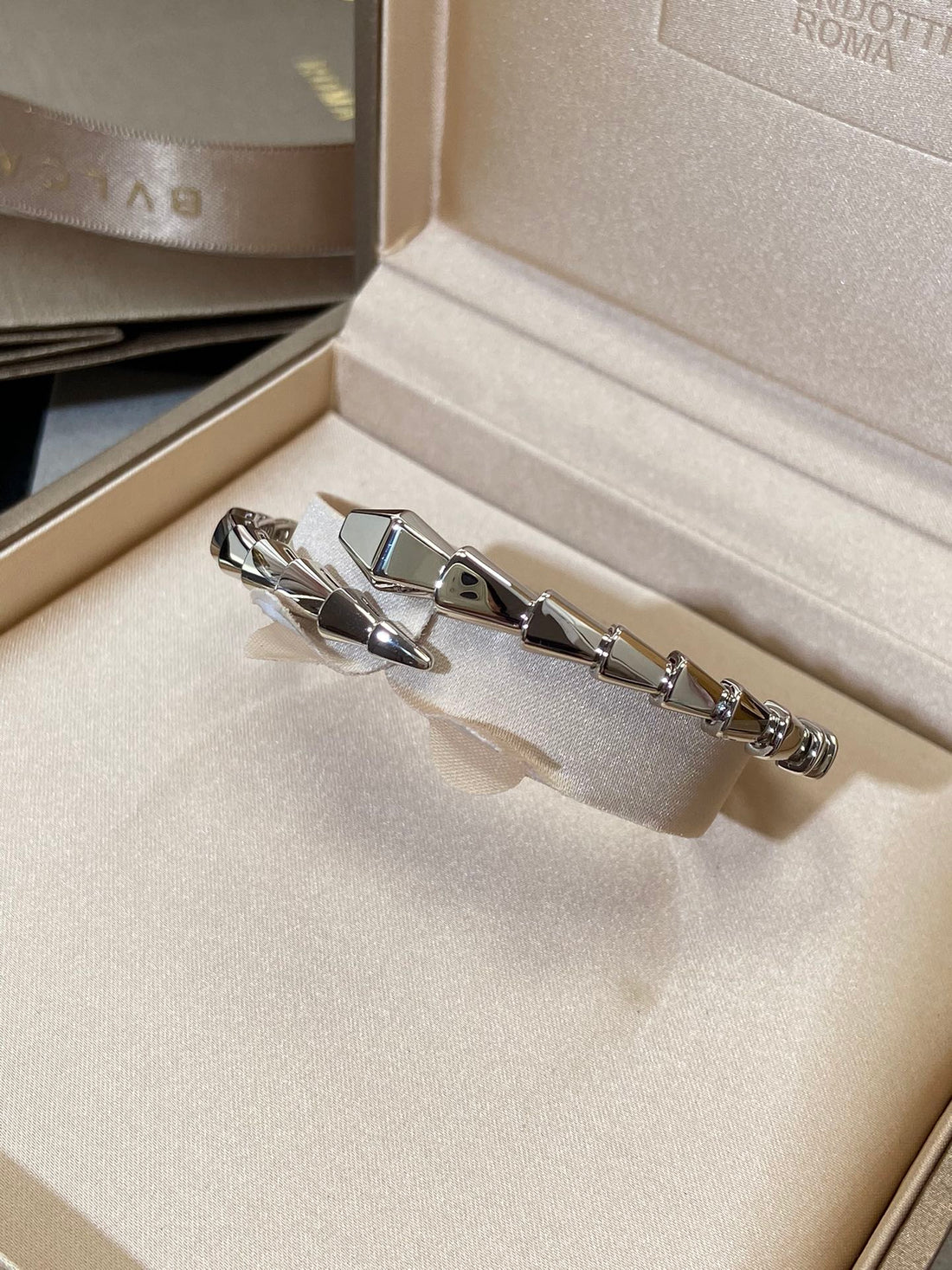 [Veyra Jewelry]Viper Silver No‑Diamond Snake Bracelet