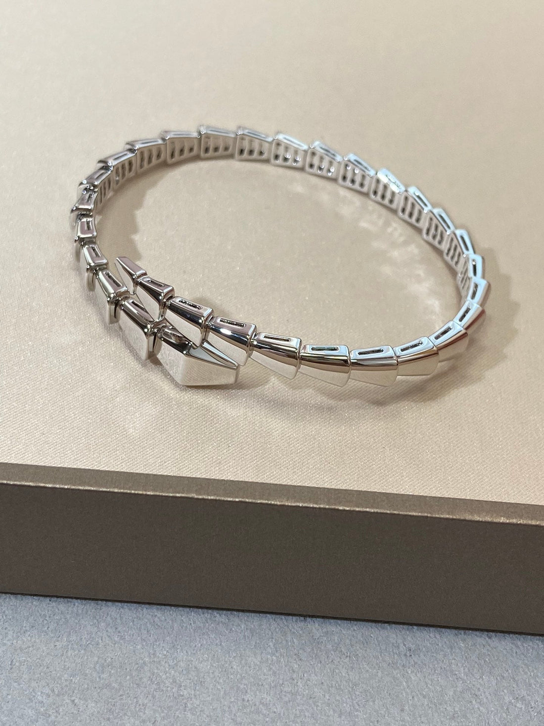 [Veyra Jewelry]Viper Silver No‑Diamond Snake Bracelet